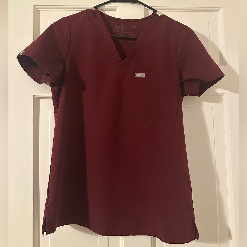 FIGS Catarina One-Pocket Scrub Top